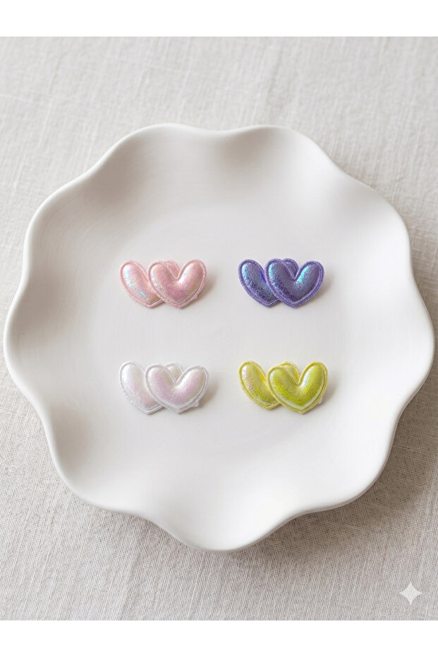 Set of 4 Heart-Shaped Glitter Hair Clips for Babies - Baby Hair Accessory Mini Clips