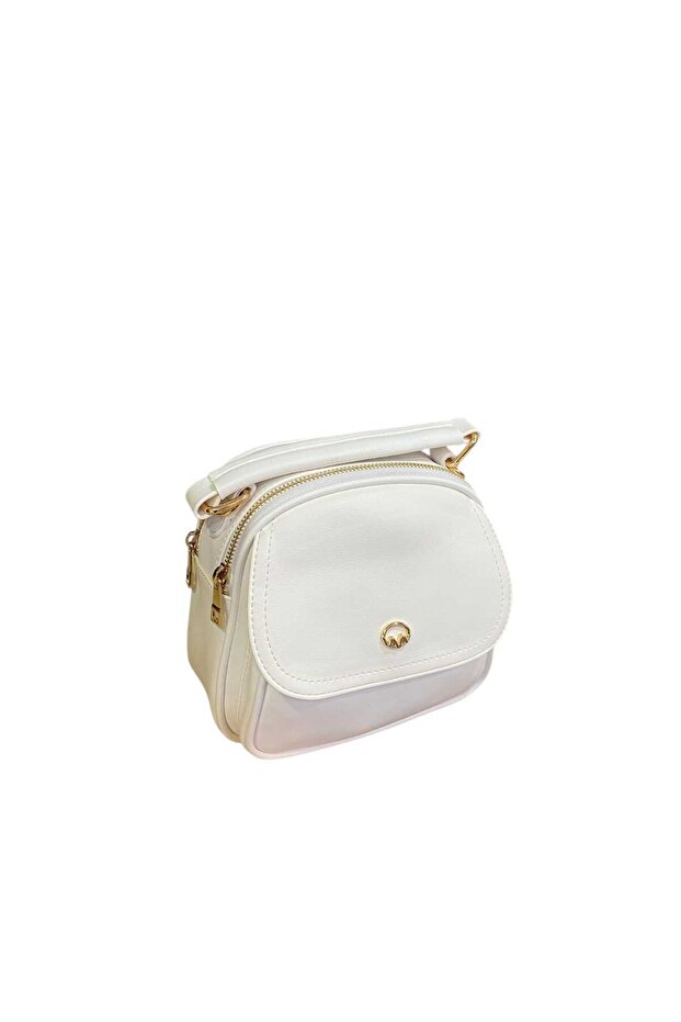 A Great Summer Bag That Can Be Carried by Hand or with a Long Strap, White