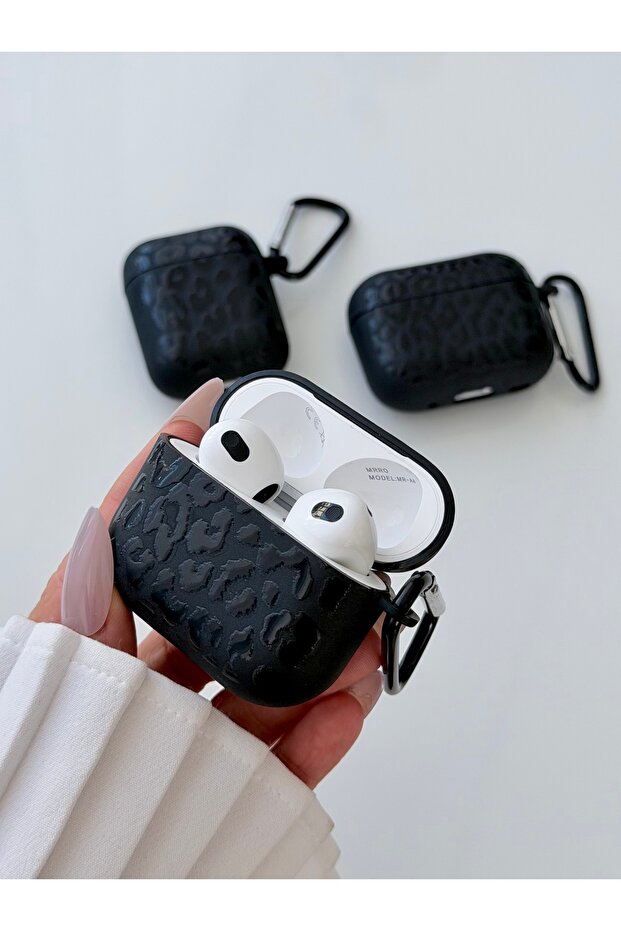 Airpods 3. حافظة واقية من السيليكون السميك بتصميم خاص متوافق مع الجيل