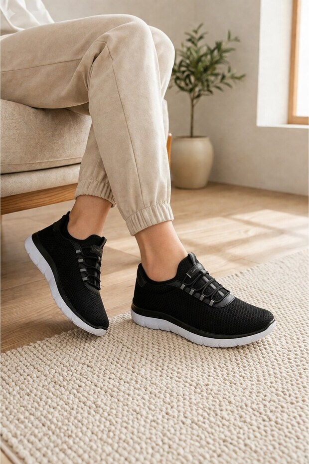 Black and White Women's Casual Sneaker Summer Mesh Sports Shoes