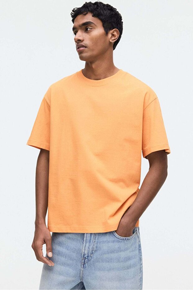 Loose Fit T-shirt