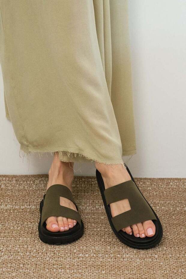 Linea Khaki Color Geometric Cut Women's Slippers