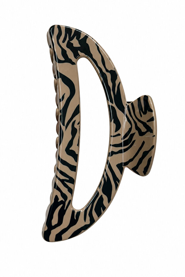 Zebra Patterned Oversized Women's Hair Claw Clip - Stylish and Modern Hair Accessory