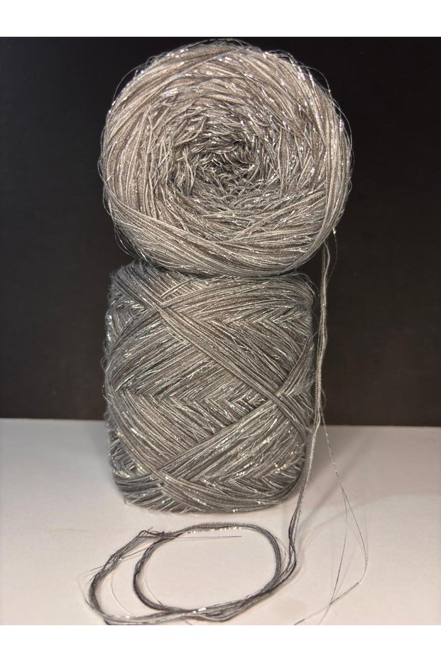 Gray Mercerized Viscose, 2 Layers of Silver Glitter (6 Layers of Yarn) (Summer, Seasonal) Knitting Yarn 200Gr