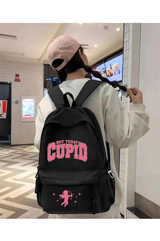 حقيبة ظهر مدرسية، وحقيبة ديرشان، وحقيبة الدروس مطبوعة باللون الأسود من Not Today Cupid