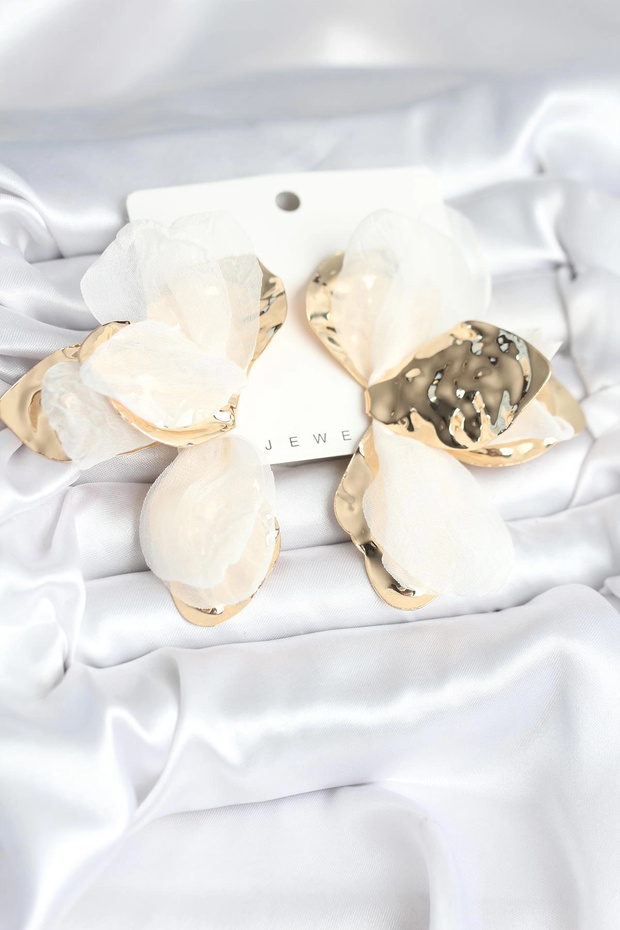 Brass Gold Color White Tulle Lotus Women's Earrings