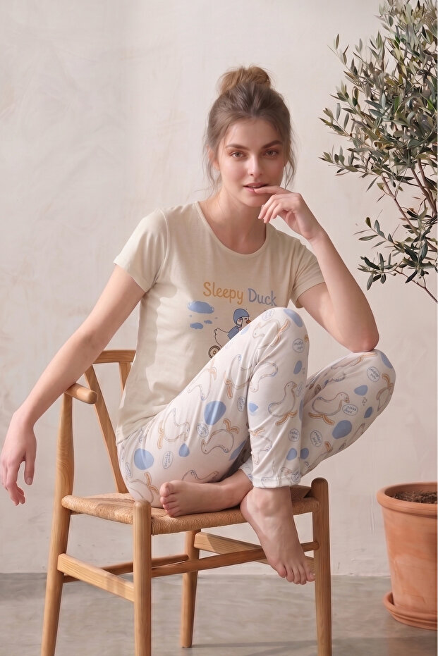 Lycra Duck Patterned Short Sleeve Summer Comfortable and Flexible Pajama Set