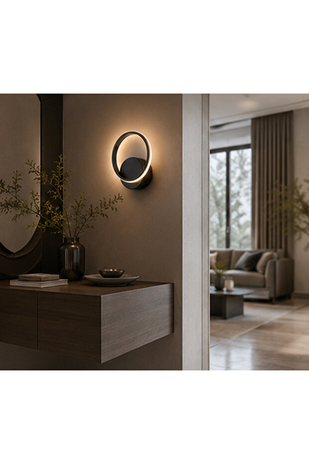 TT305-1-SY (مع مصابيح LED للإضاءة النهارية) شمعدان LED دائري مفرد باللون الأسود غير اللامع