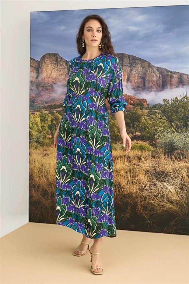 100% Viscose Floral Patterned Three-Quarter Sleeve Satin Dress