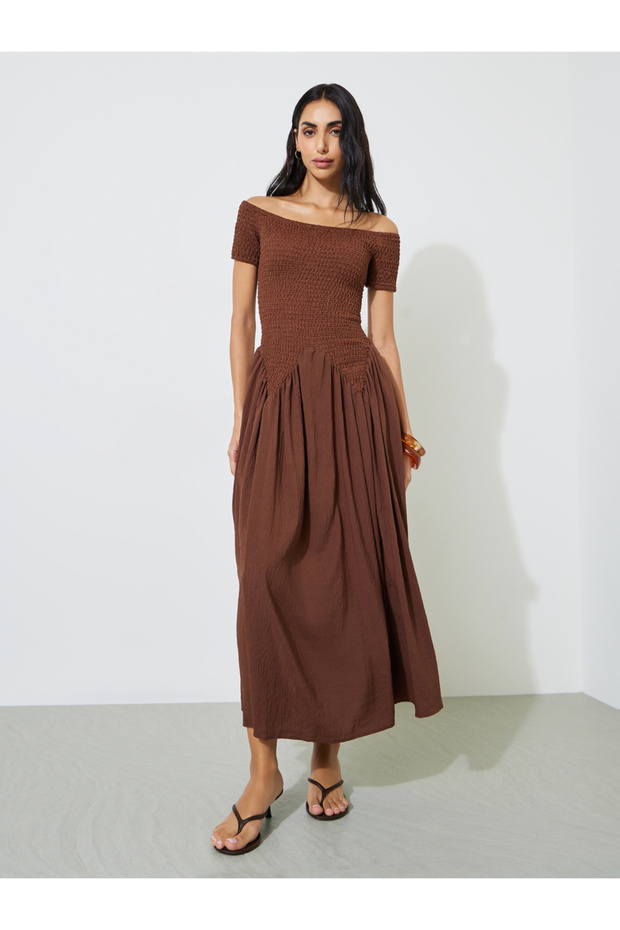 Brown Solid Off-Shoulder Ruched A-Line Maxi Dress