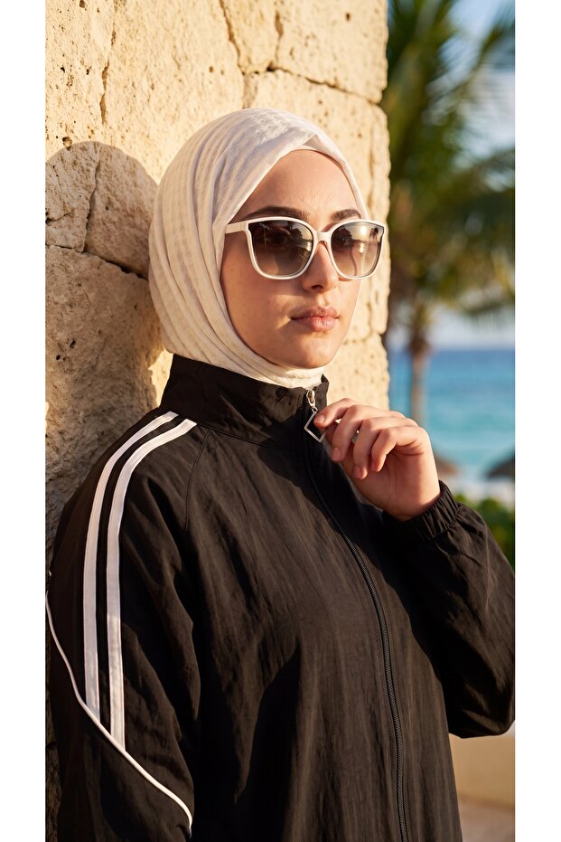 Women's Striped Detail Relaxed Fit Tracksuit Set