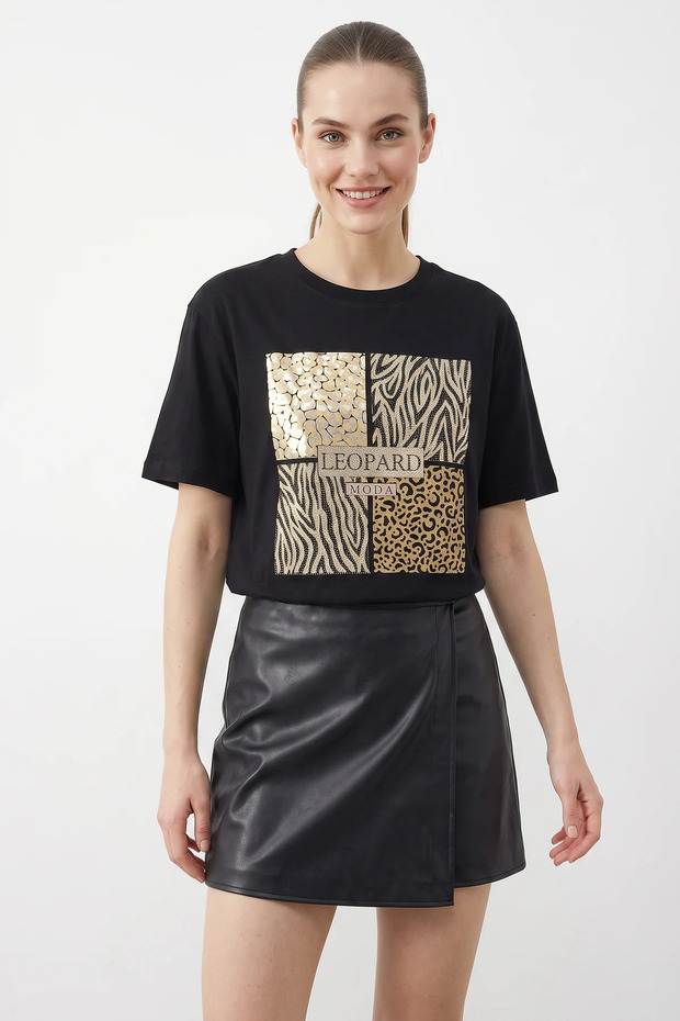 Women's Stone Detailed Leopard Printed Crew Neck Comfortable Fit t Shirt Black