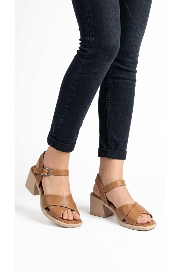 Tan Women's Genuine Leather Heeled Sandals 617.8601