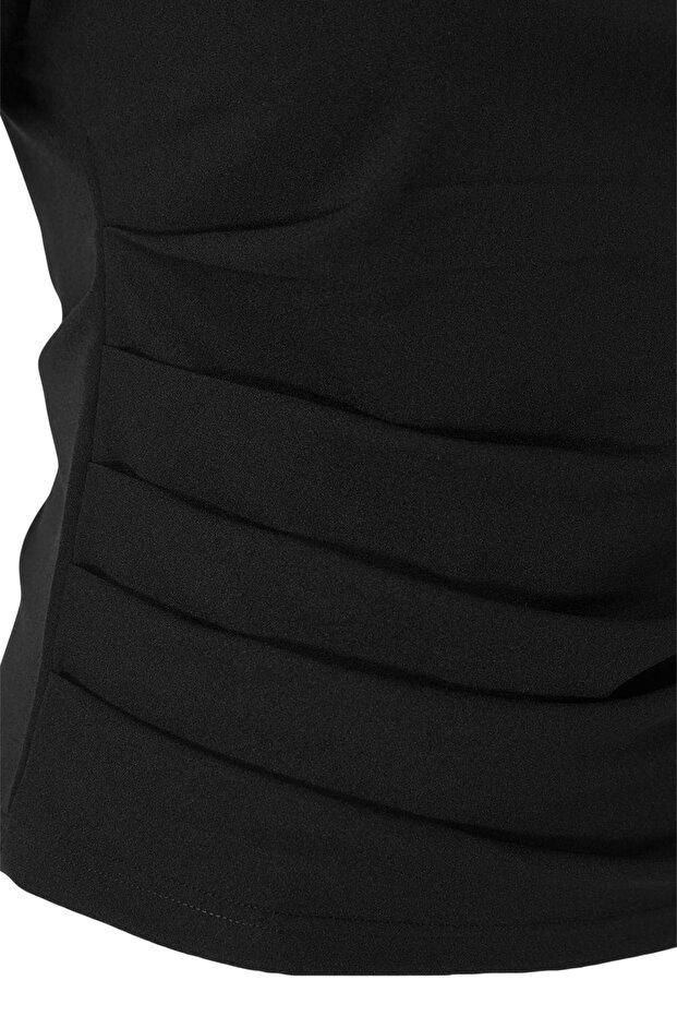 Siyah Fitted/Vücuda Oturan Kayık Yaka Düşük Kol Scuba Krep Örme Büyük Beden Bluz TBBSS26AF00227 - 5