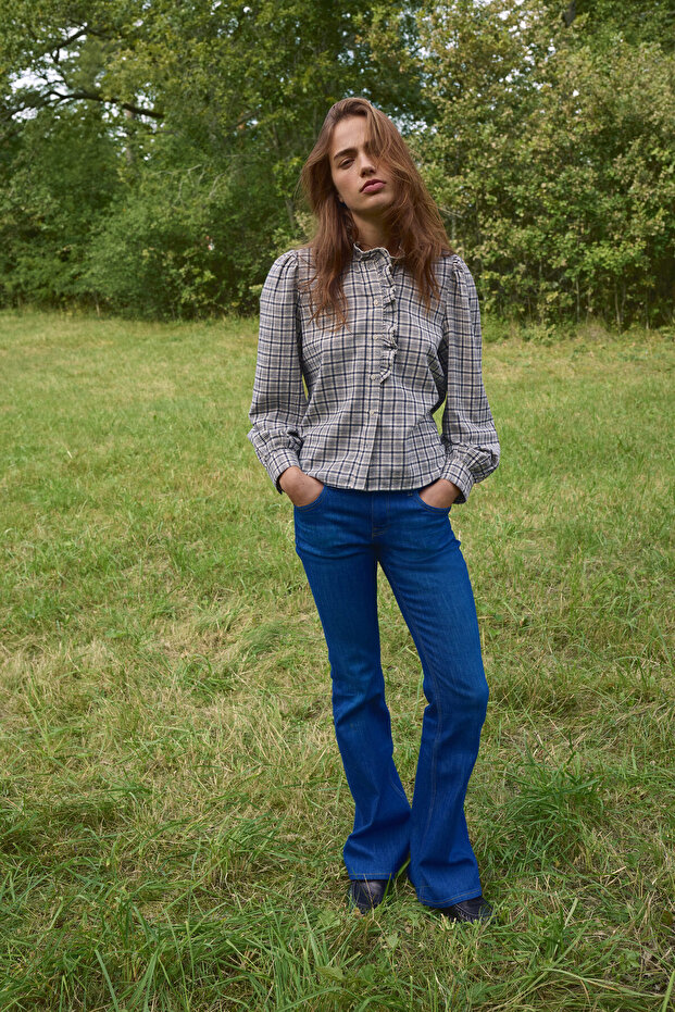 Flared Low Jeans - 2