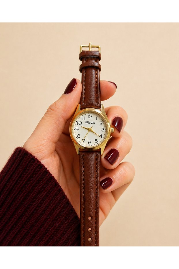 Retro Women's Wristwatch, Vintage Design, Classic Design, Gold / Gold Color, Minimal, With Strap