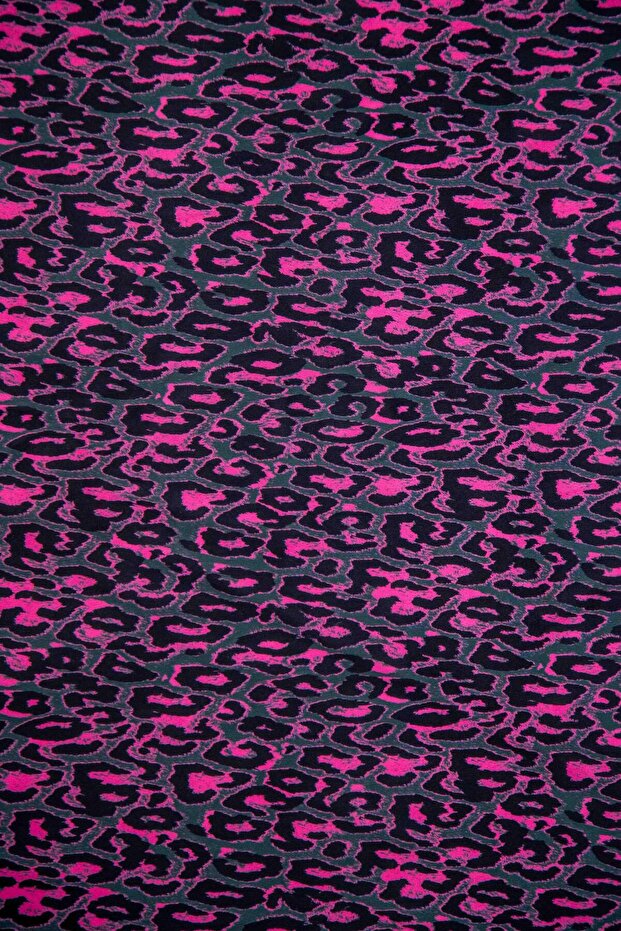 قماش الفهد الوردي مقاس 100x150 سم للترقيع والخياطة