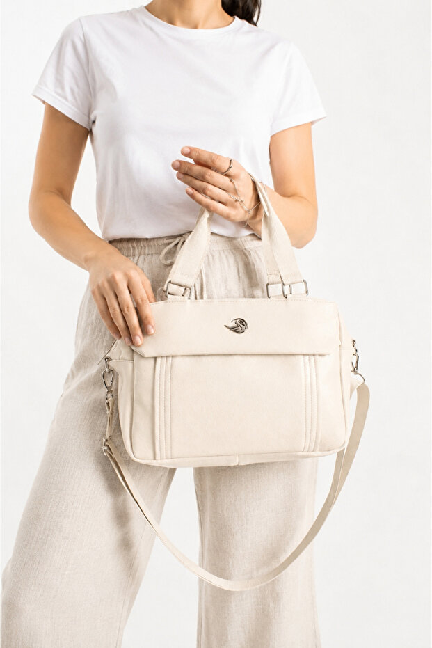 5-Compartment Light Cream Multi-Compartment Women's Hand and Shoulder Bag — Crossbody Use with Column Strap Daily Organizer Design
