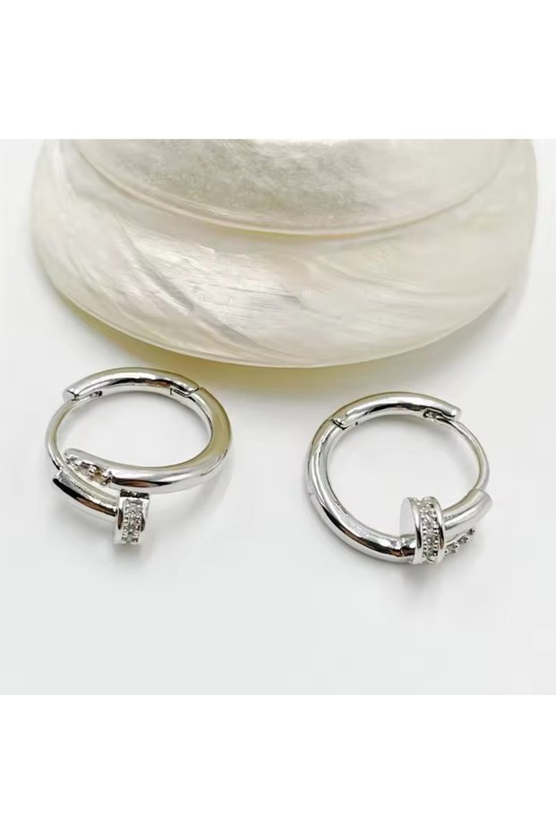 2 Charming Shiny Crystal Round Hoop Earring For Women Minimalist Nail Shaped Earrings Gold/Silver Tr