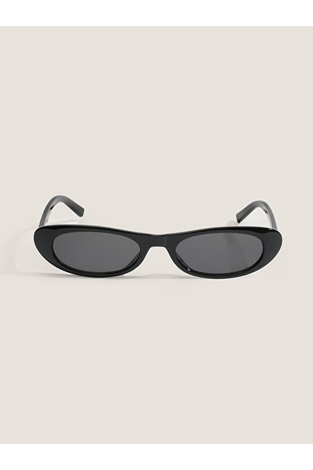 Unisex Oval Sunglasses Black Frame Smoked Glass Uv Protection Luka C1