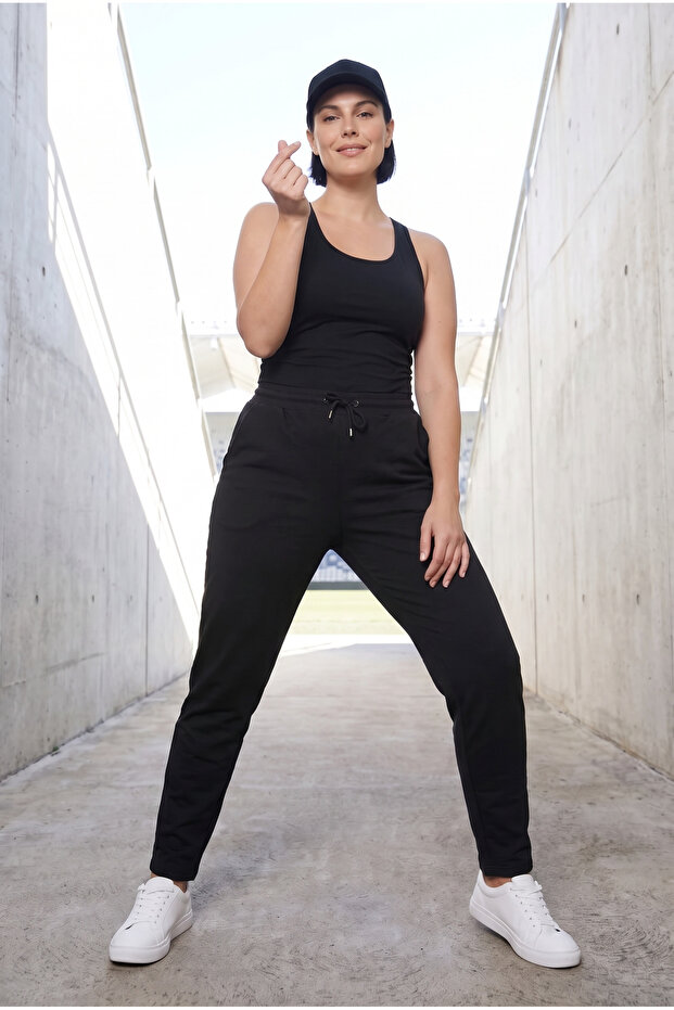بنطال رياضي بخصر مطاطي وجيب برباط مقاس كبير 142694