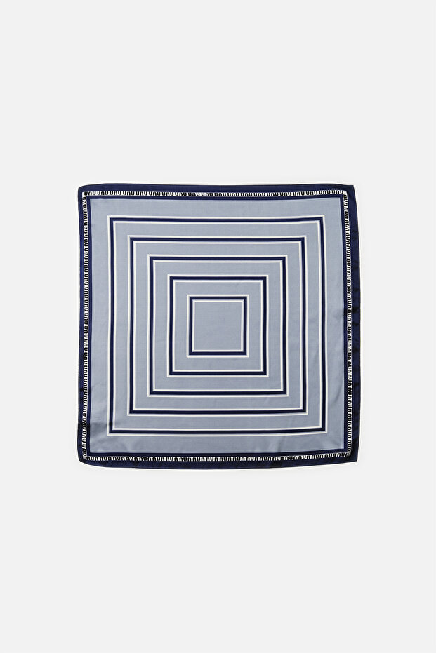 Patterned scarf 70*70