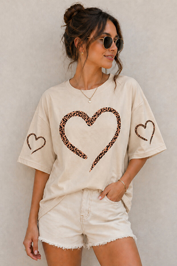 Leopard Patterned Heart Printed Unisex Oversize T-Shirt – Cotton Crew Neck Casual T-Shirt