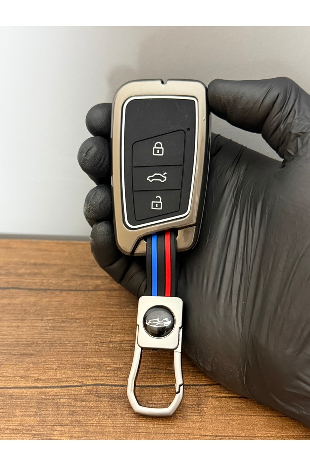 Volkswagen Passat Skoda Oktavia Super B Seat 3-Button Silicone Key Cover, Protection Key Remote Metal Remote Key Case