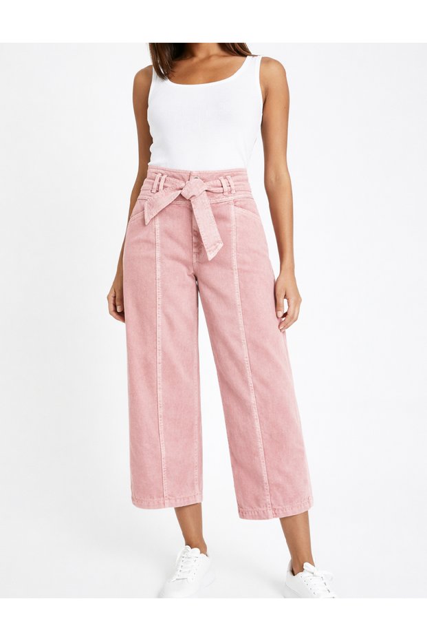 Three-quarter pants, Pink