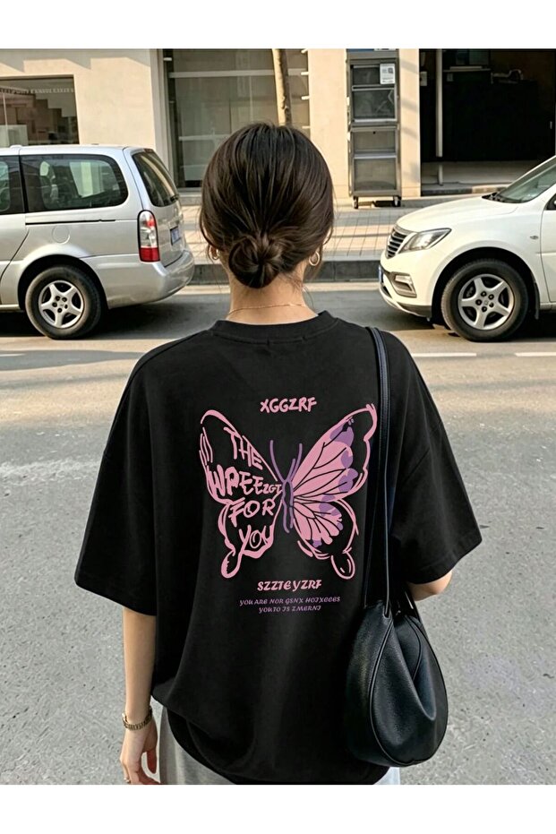 Women's Pink Butterfly Printed Comfortable T-Shirt Suitable for Daily Use