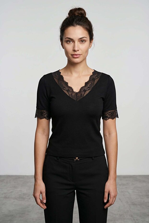 Slim Fit Transparent Blouse with Lace Sleeves and Collar