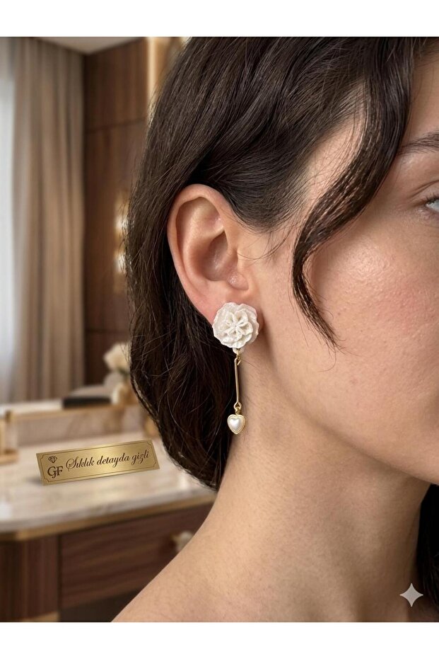 Flower Pearl Earrings