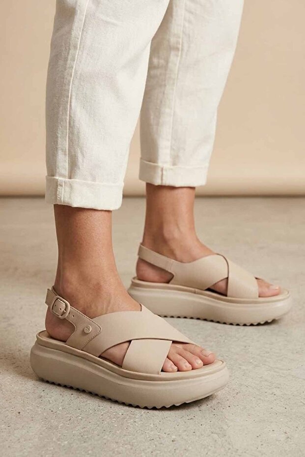 Women's Beige Genuine Leather Cross-Strapped Thick-Soled Sandals
