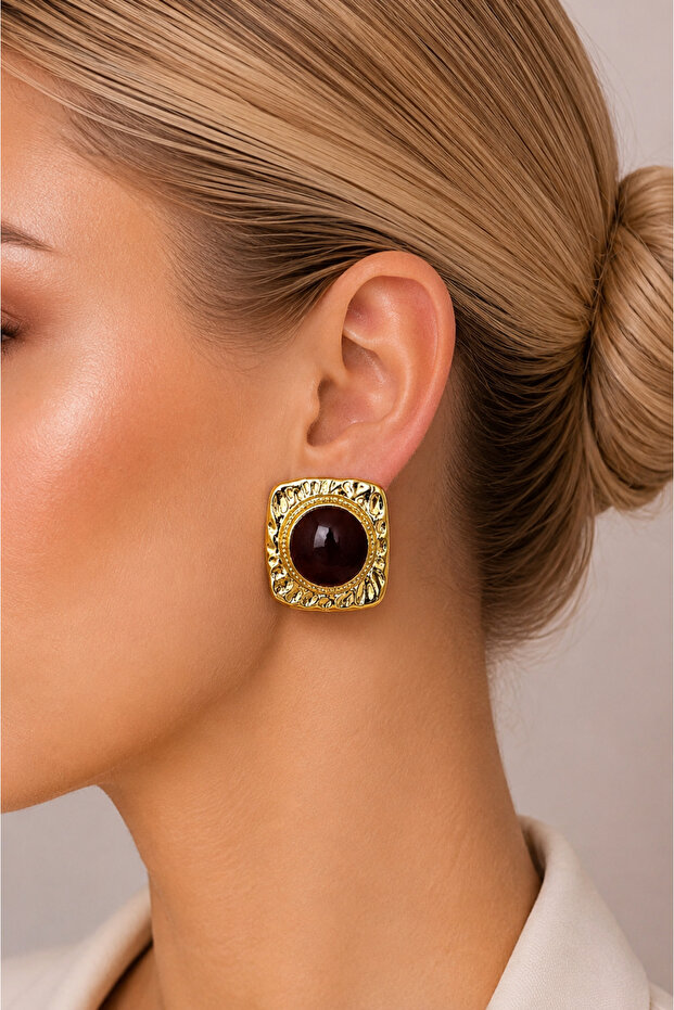 Amélie Luxury Women's Yellow Vintage Steel Square Stud Earrings