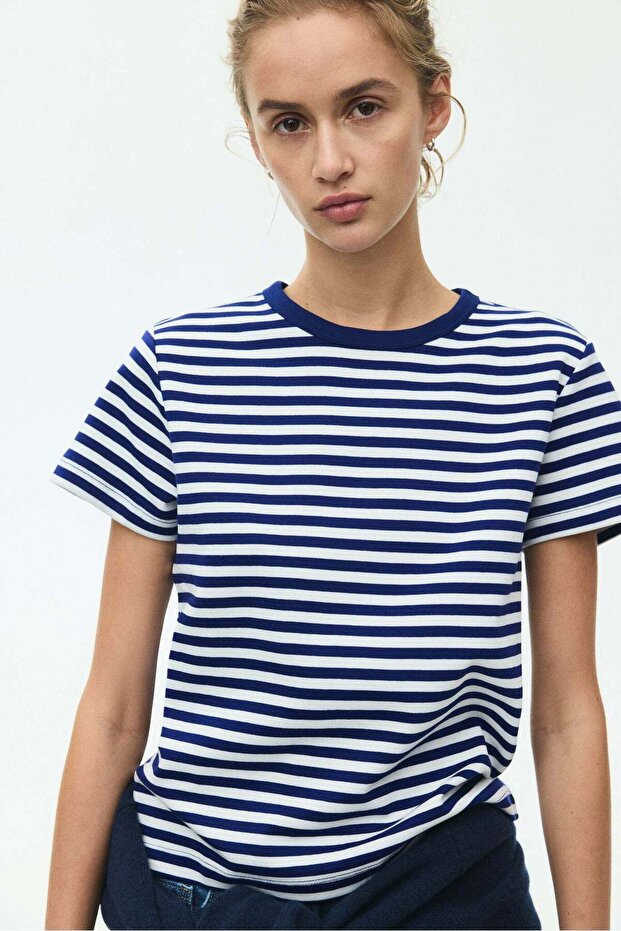 Fitted T-shirt