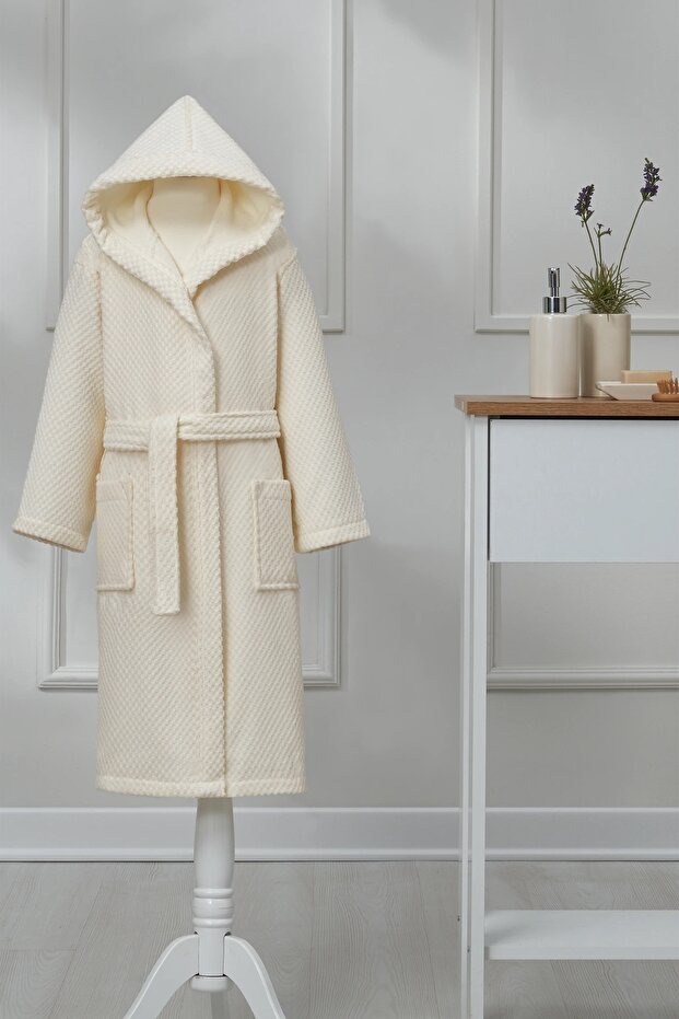 Bright Hooded Velvet Children's Bathrobe Age 5/6