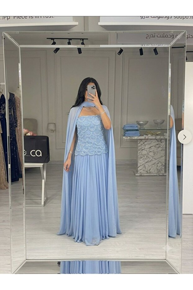 فستان سهرة سماوي فاخر ملكي