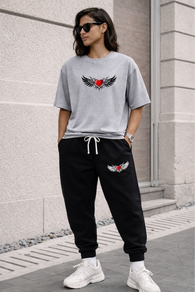 Unisex Oversize Printed T-Shirt and Sweatpants Set – Wide Cut Casual Sweatpants Set – Comfortable with Elastic Cuffs – Kalib
