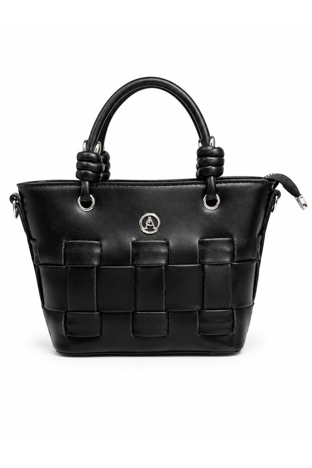 Elegant Women's Handbag with Knitted Detail | Stylish and Zippered Modern Daily Bag