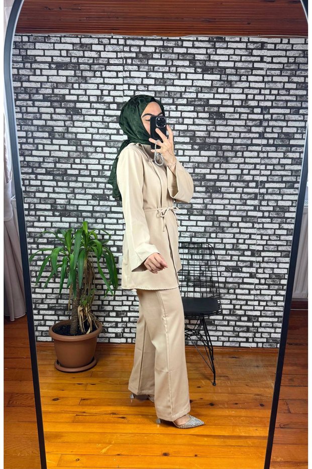 Dora Suit with Tie-Up Detail, Standard Size