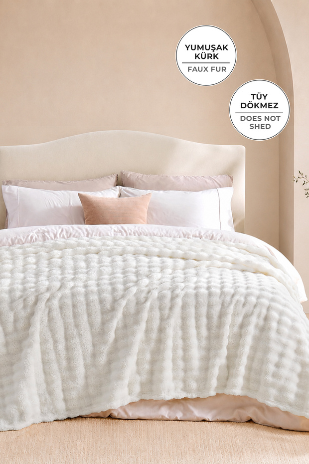 Fur Bubble Blanket Double Size Plush Rabbit Hair Soft 220X240 cm Cream Off-White