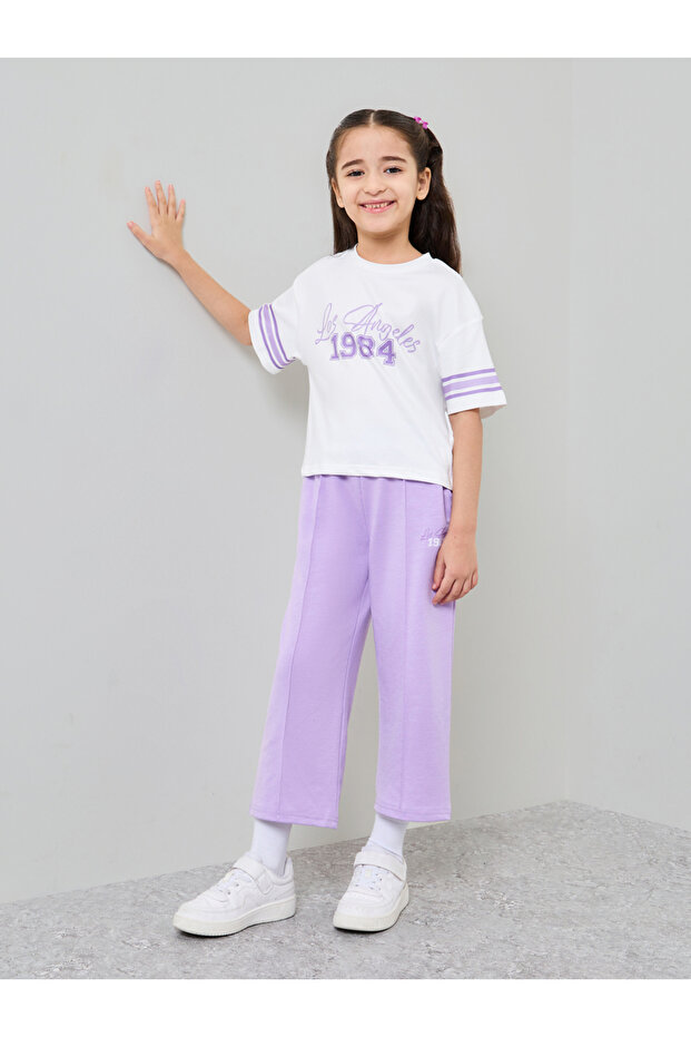 Girls Printed Short Sleeves T-Shirt And Contrast Jogger Set