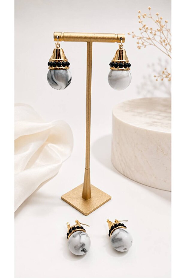 Kp-100-C-White Women's Earrings