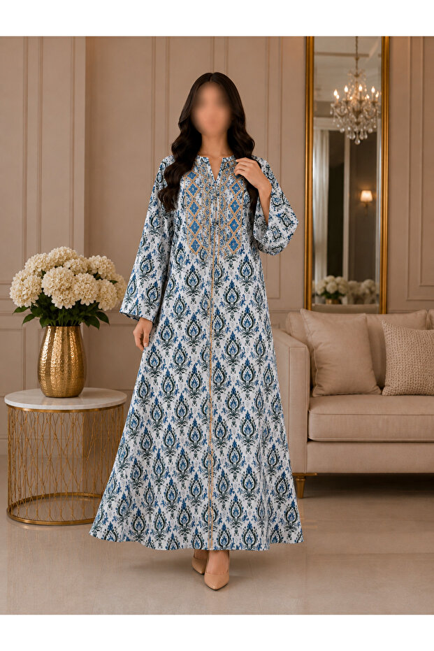 جلابية نسائية أنيقة وطويلة