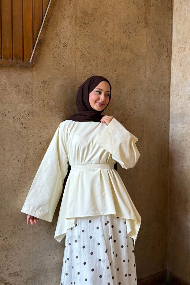 بلوزة كريم بوبلين جاسمين