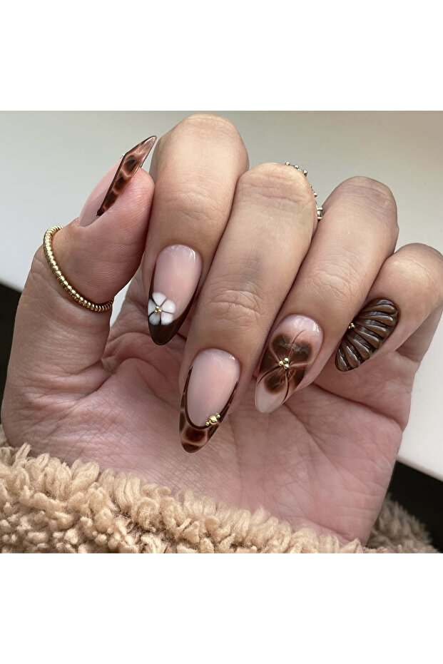 3430 Medium fake nails for women Gradient nude brown blue flowers or rhinestones fall winter almond