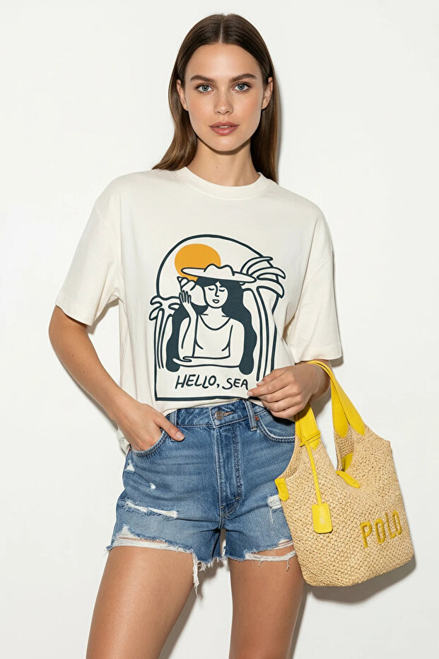 Women's Hello Sea Printed Crew Neck Oversize Basic White T-Shirt