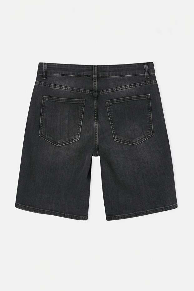 Siyah Regular Fit Boru Paça Esnek Erkek Denim Şort & Bermuda TMNSS26SR00033 - 6