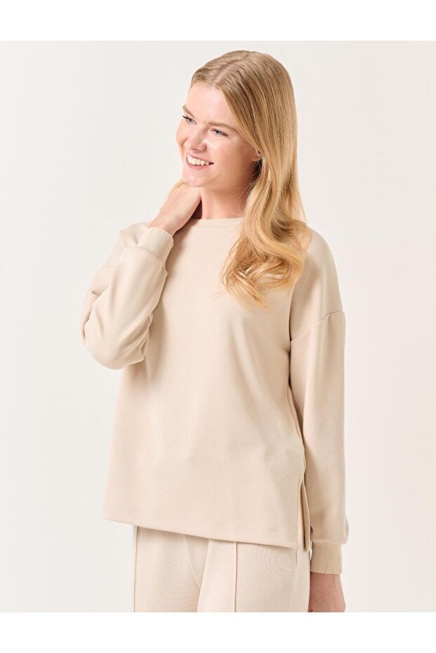 Beige Long Sleeve Oversize Crew Neck Sweatshirt