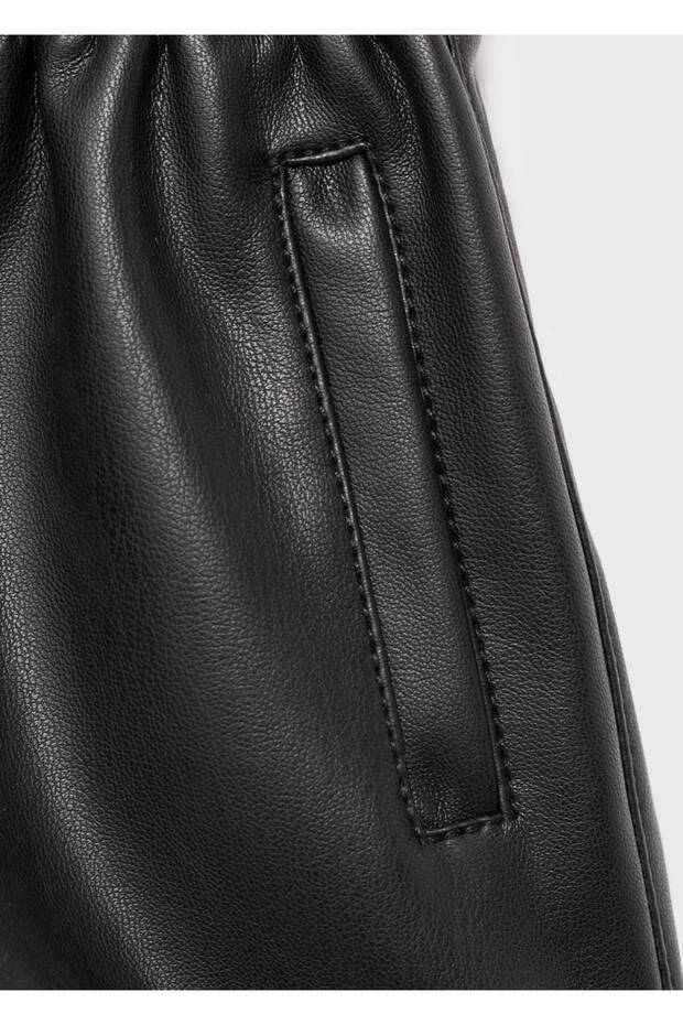Kunstleder-Shorts - 7